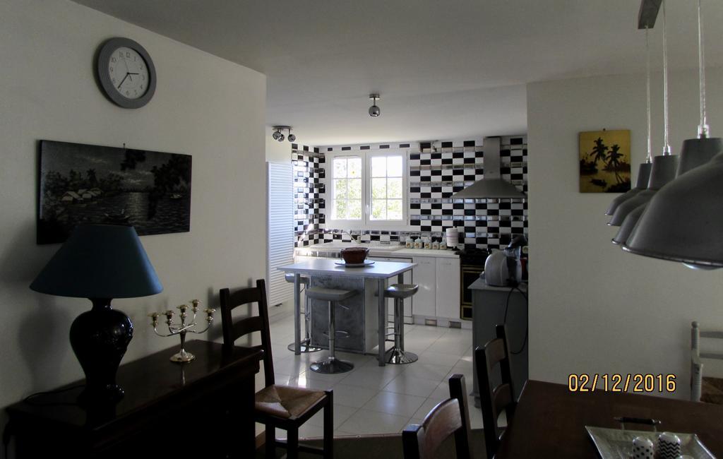 Les Gites De La Maison Bleue D'Estialescq Exterior foto